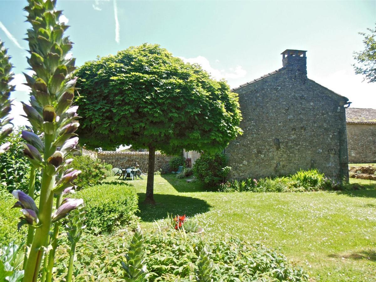 Hauts De Sentelines Sejour Authentique En Pleine Nature Gavaudun Exterior foto